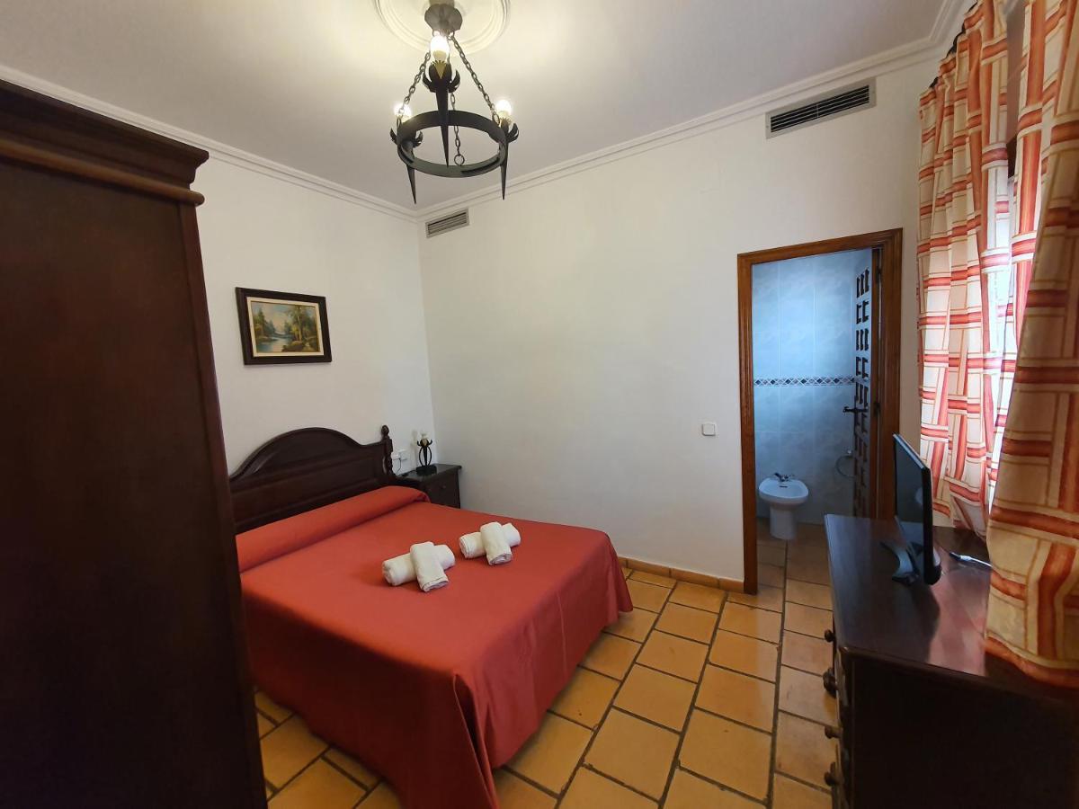 Hotel-Restaurante Venta Tomas Almuradiel Εξωτερικό φωτογραφία