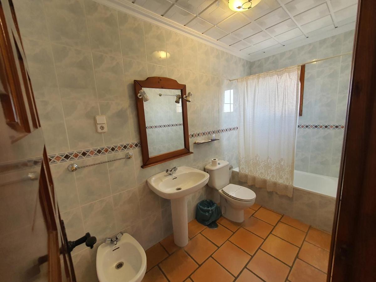 Hotel-Restaurante Venta Tomas Almuradiel Εξωτερικό φωτογραφία