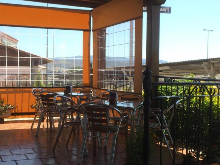 Hotel-Restaurante Venta Tomas Almuradiel Εξωτερικό φωτογραφία